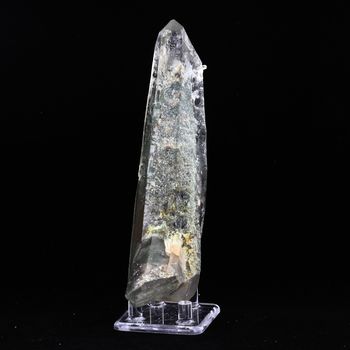 Quartz fantôme. 1693.0 ct.