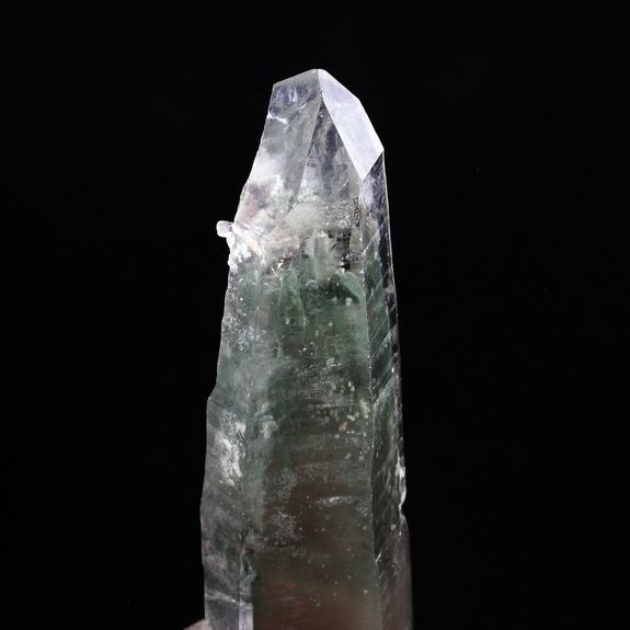 Quartz fantôme. 1693.0 ct.