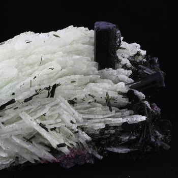 Cleavelandite + Tourmaline + Lepidolite. 5692.0 ct.