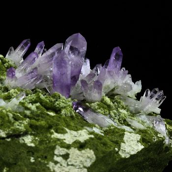 Améthyste + Epidote. 4003.0 ct.
