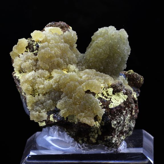 Austinite. 555.0 ct.