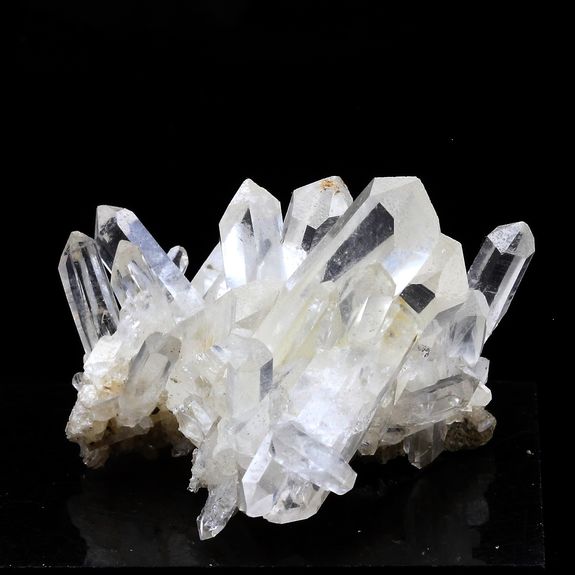 Quartz. 142.0 ct.