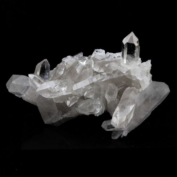Quartz. 94.0 ct.