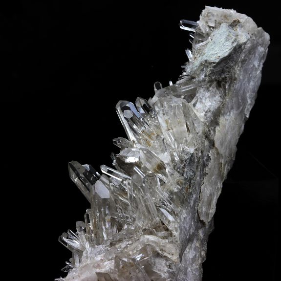 Quartz. 844.0 ct.
