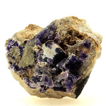 Fluorite + Baryte + Quartz. 1878.0 ct.