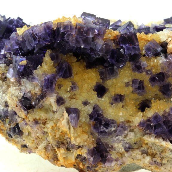 Fluorite + Baryte + Quartz. 2664.0 ct.