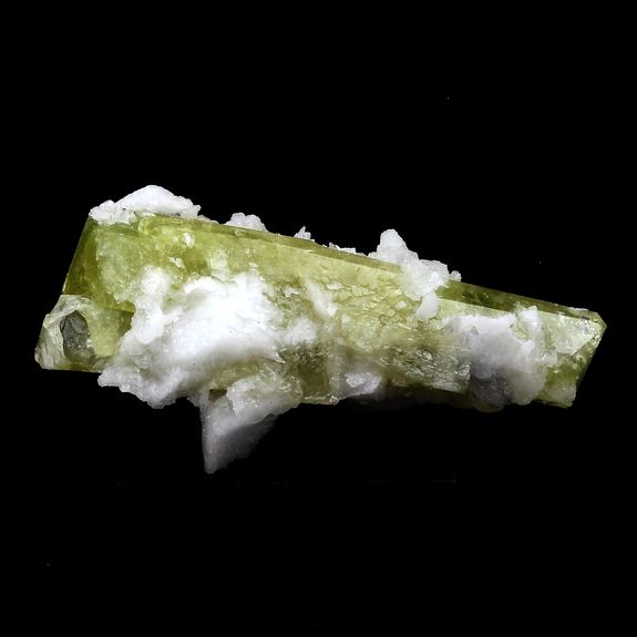 Brazilianite + Albite. 227.0 ct.