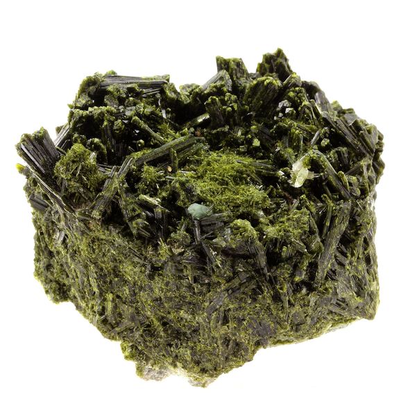 Epidote + Quartz. 2510.0 ct.