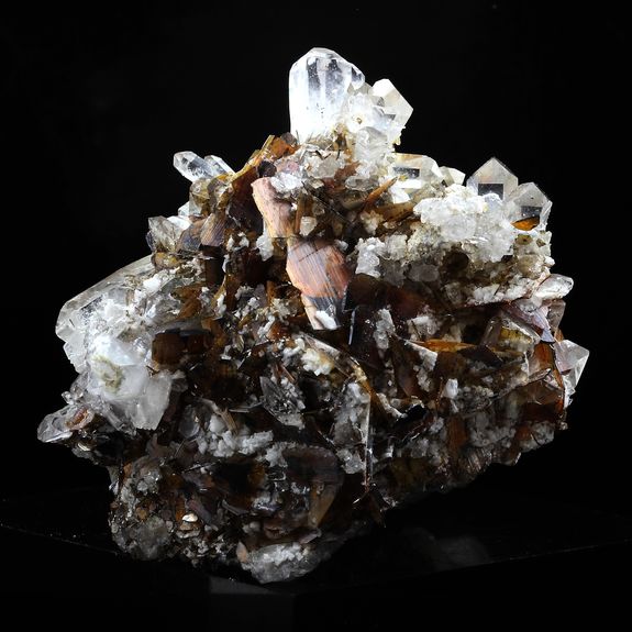 Quartz + Brookite. 405.0 ct.