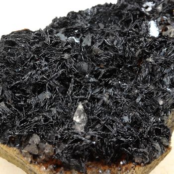 Hematite. 1007.0 ct.