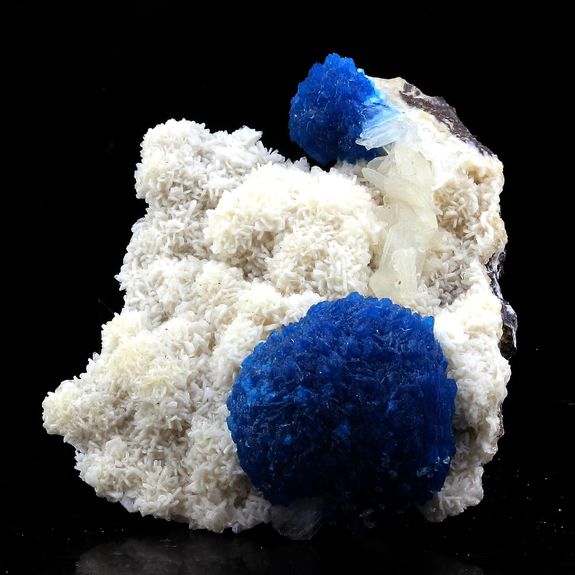 Cavansite + Calcite.
