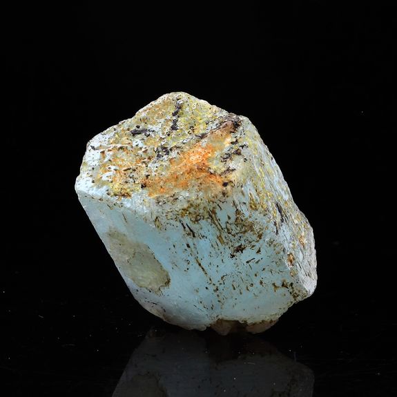 Aigue-Marine. 64.0 ct.