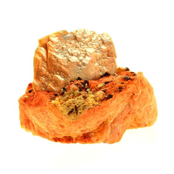 Wulfenite + Mimetite. 44.0 ct.