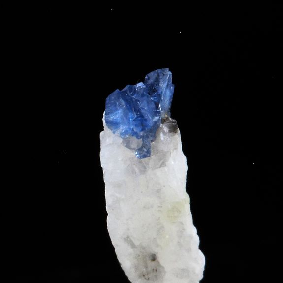 Spinelle Cobalt dans Marbre. 0.6 ct.