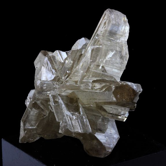 Cerusite. 208.0 ct.