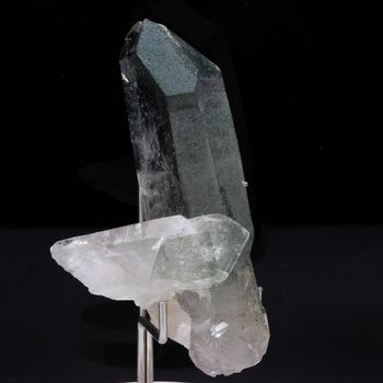 Quartz + Chlorite. 220.5 ct