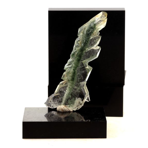 Quartz à Ame + Chlorite. 68.5 ct.