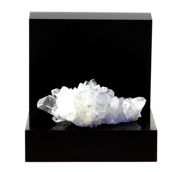 Quartz + Dumortierite. 268.0 ct.