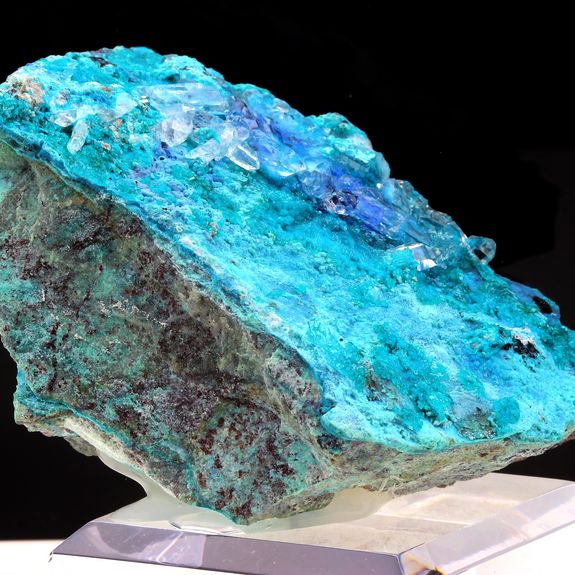Dioptase, Quartz, Shattuckite. 1513.5 ct.