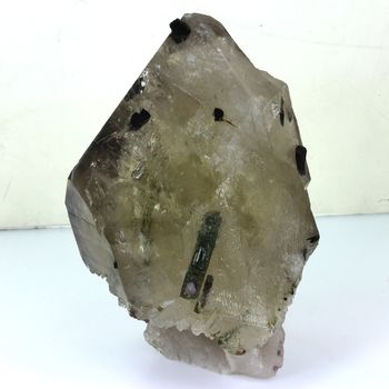 Quartz Citrine + Tourmaline. 9896.5 ct. (2 kg).