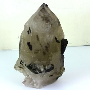 Quartz Citrine + Tourmaline. 9896.5 ct. (2 kg).