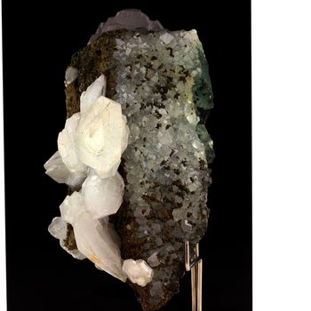 Calcite, Pyrite, Fluorite. 1572.0 ct.