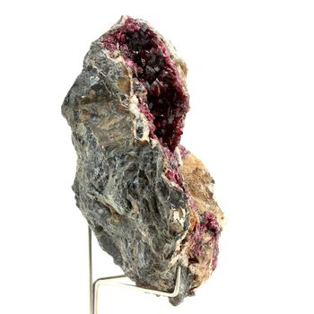 Roselite. 1607.5 ct.