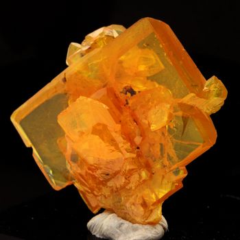 Wulfenite. 31.5 ct.