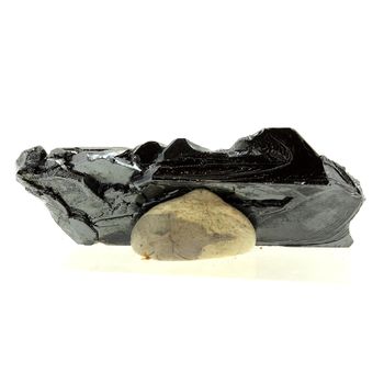 Hematite. 225.5 ct.