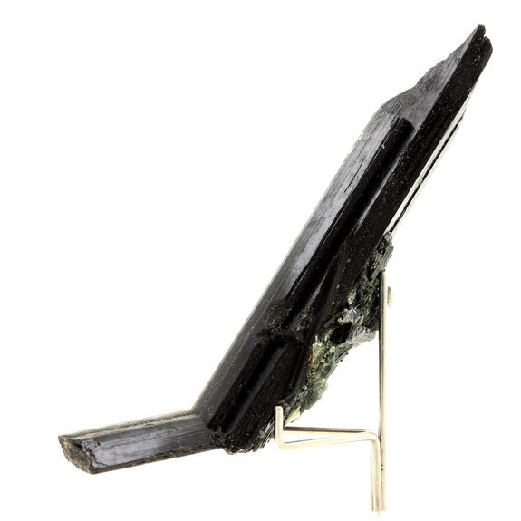Ferro-actinolite. 264.0 ct.