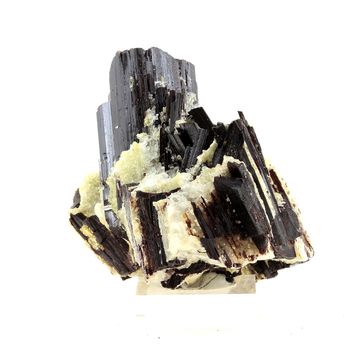 Hübnerite + Quartz. 2047.0 ct.