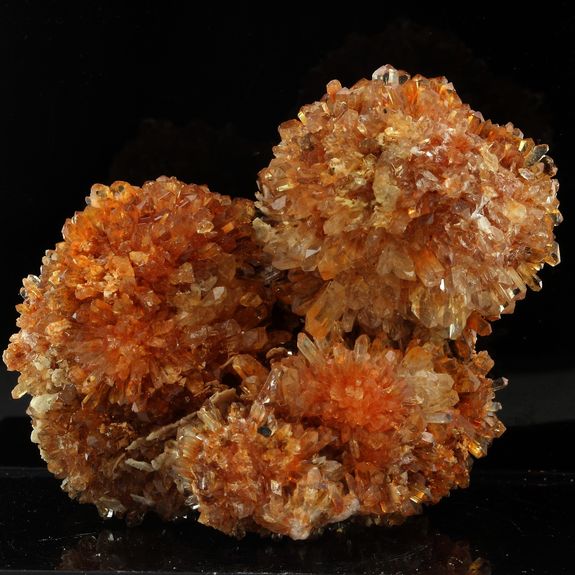 Creedite. 674.5 ct.