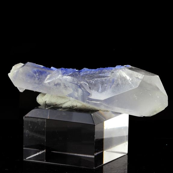 Quartz + Dumortierite.