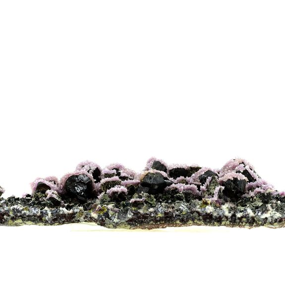 Quartz Amethyste, Chalcopyrite, Sphalerite. 4497.0 ct.
