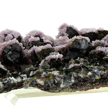 Quartz Amethyste, Chalcopyrite, Sphalerite. 4497.0 ct.