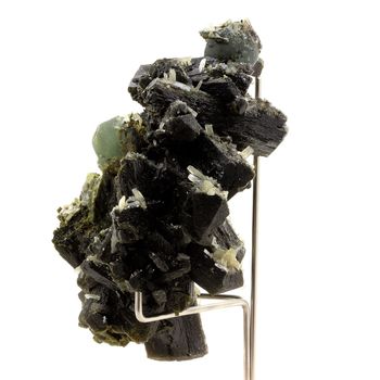 Epidote, Prehnite, Stilbite. 2440.0 ct.