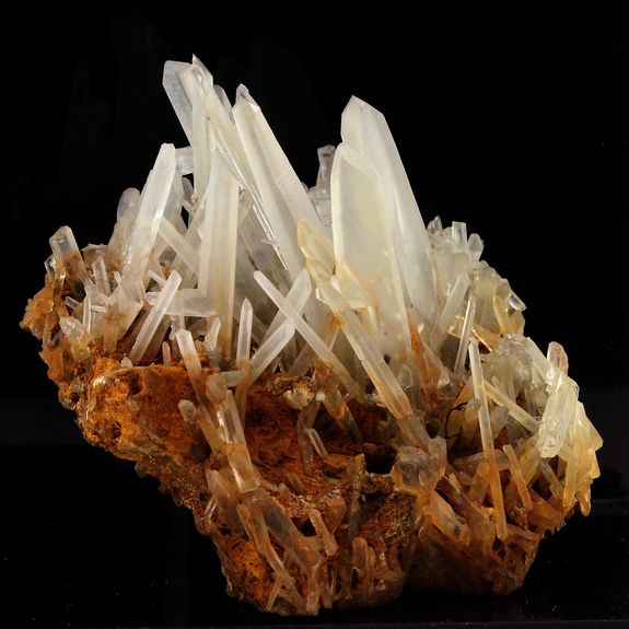 Quartz Macle + Limonite. 438.00 ct.