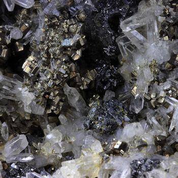 Quartz, Pyrite, Tetrahedrite. 1573.00 ct.