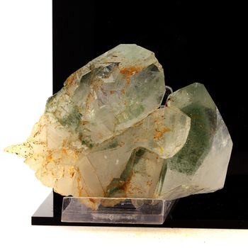 Quartz fantôme. 887.0 ct.