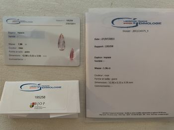 1.96 cts TOPAZE IMPERIALE . IF