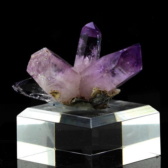 Amethyst. 339.5 ct.