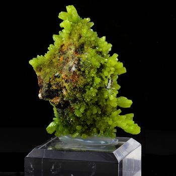 Pyromorphite. 291.5 ct.