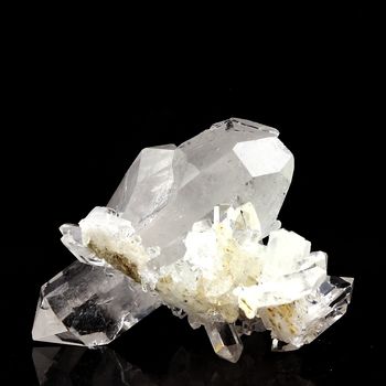 Quartz. 266.0 ct.