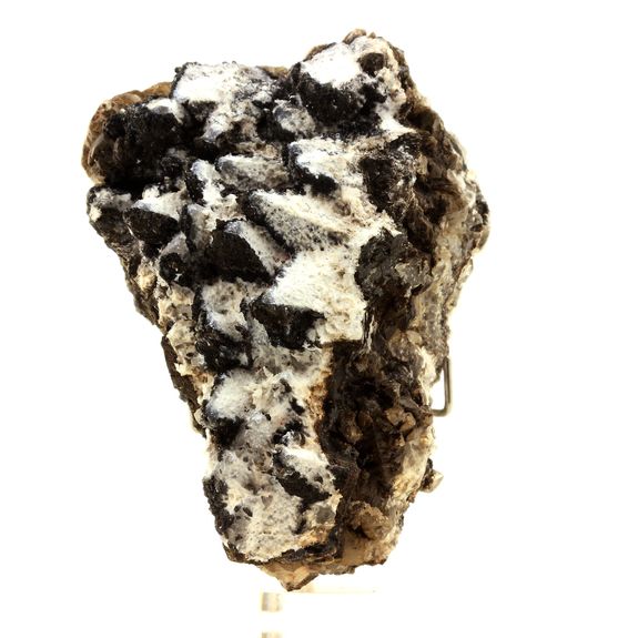 Calcite + Palygorskite . 1414.5 ct.