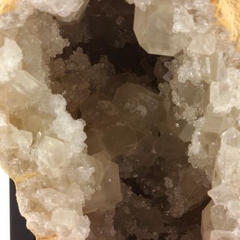 Calcite (géode). 2785.0 ct.