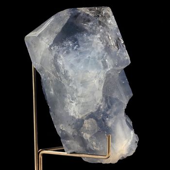 Celestine. 864.85 ct.