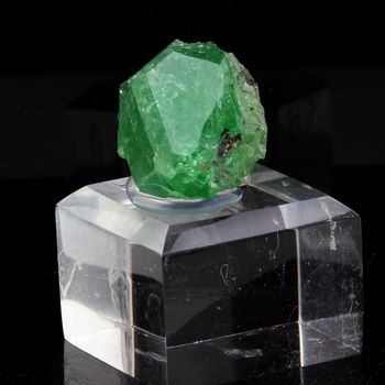 Grenat Tsavorite. 115.0 ct.