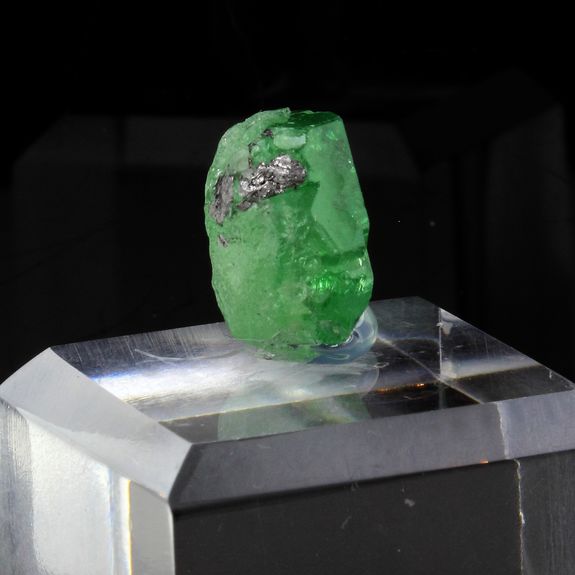 Grenat Tsavorite. 101.5 ct.
