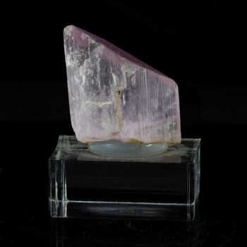 Kunzite. 98.30 ct.