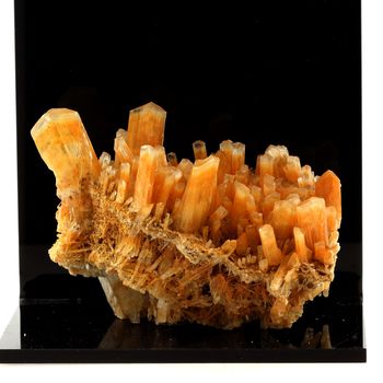 Gypsum Selenite. 472.0 ct.